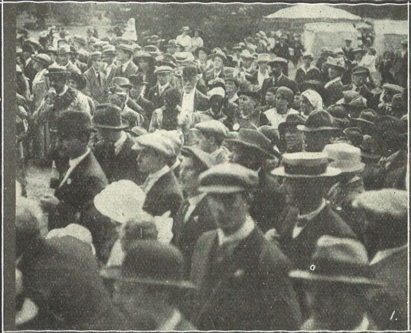 Spectators engaged in the traditional art of milling about<br><small><i>Cheltenham Chronicle and Gloucestershire Graphic</i> 6 September 1919</small>