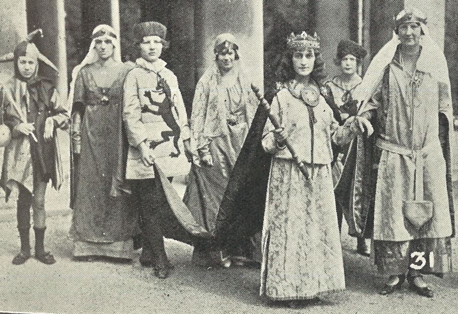 'King Henry II. (Miss Cathcart) and Isabella, Queen Mother (Mrs. H. Handley), and attendants in Pageant'<br>I remember Miss Cathcart from Hi-Di-Hi<br><small><i>Cheltenham Chronicle and Gloucestershire Graphic</i> 2 July 1927</small>