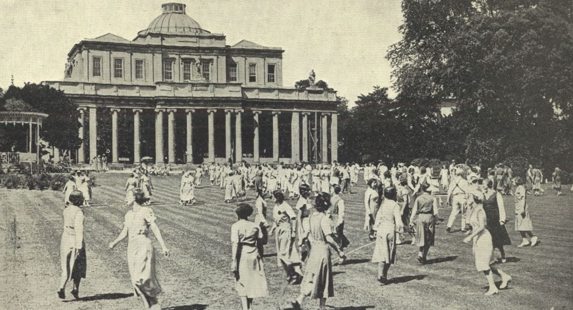 A scene from the 1935 folk-dance festival<br><small><i>Cheltenham Chronicle and Gloucestershire Graphic</i> 6 July 1935</small>