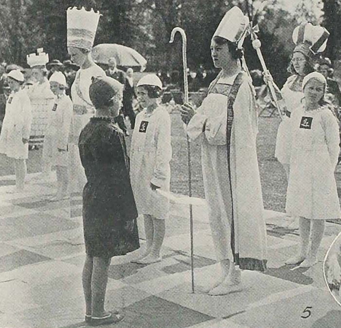 A scene from the living-chess spectacular<br><small><i>Cheltenham Chronicle and Gloucestershire Graphic</i> 9 July 1938</small>